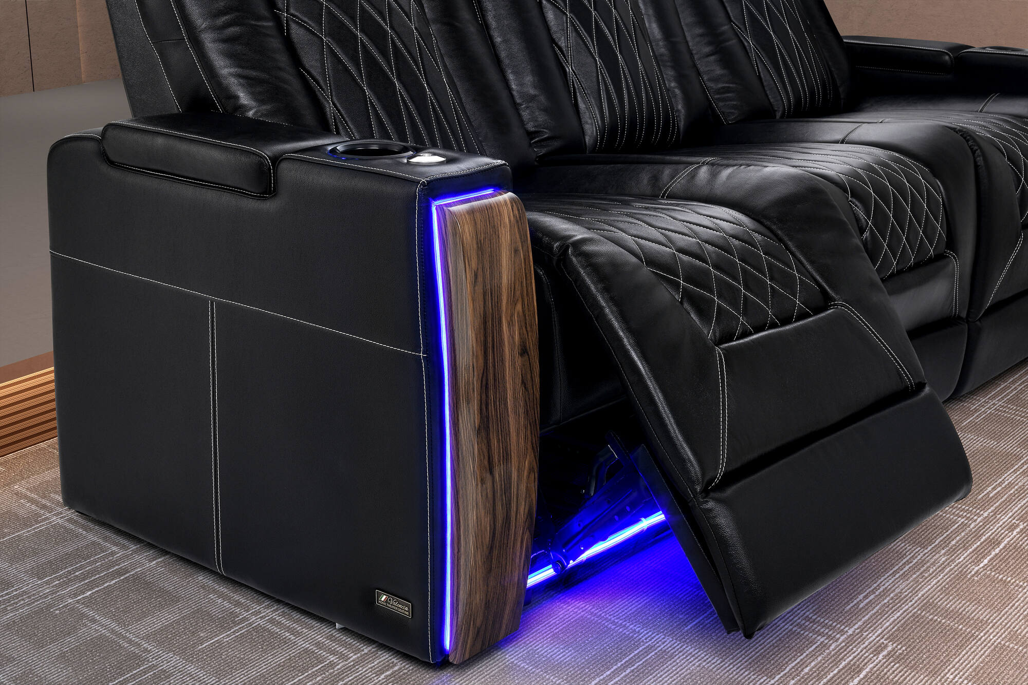 Valencia Tuscany Executive Console Theater Seating – Heat & Massage (2025 Edition)