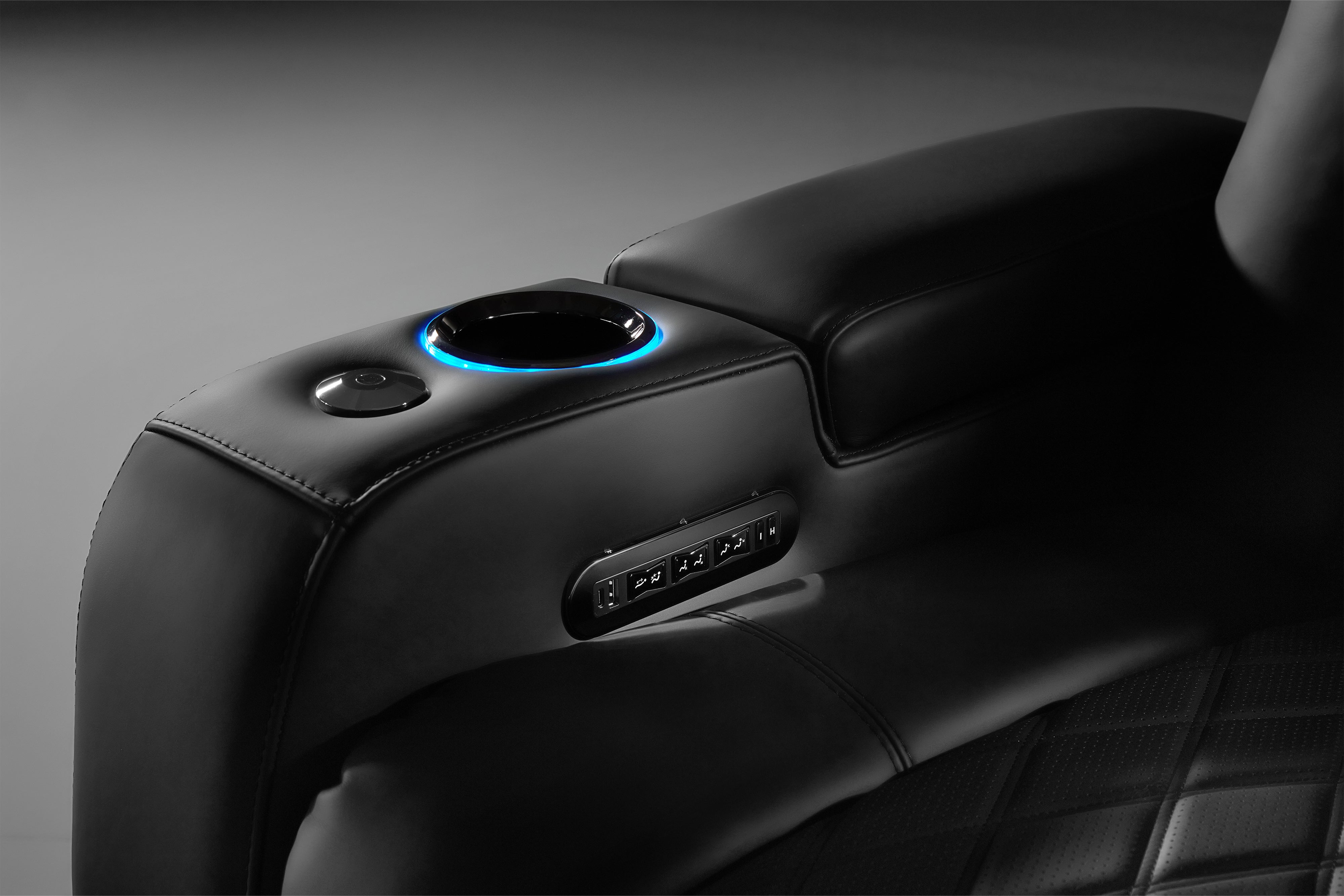 Valencia Tuscany Ultimate Heat & Ventilation Theater Seating (2025 Edition)