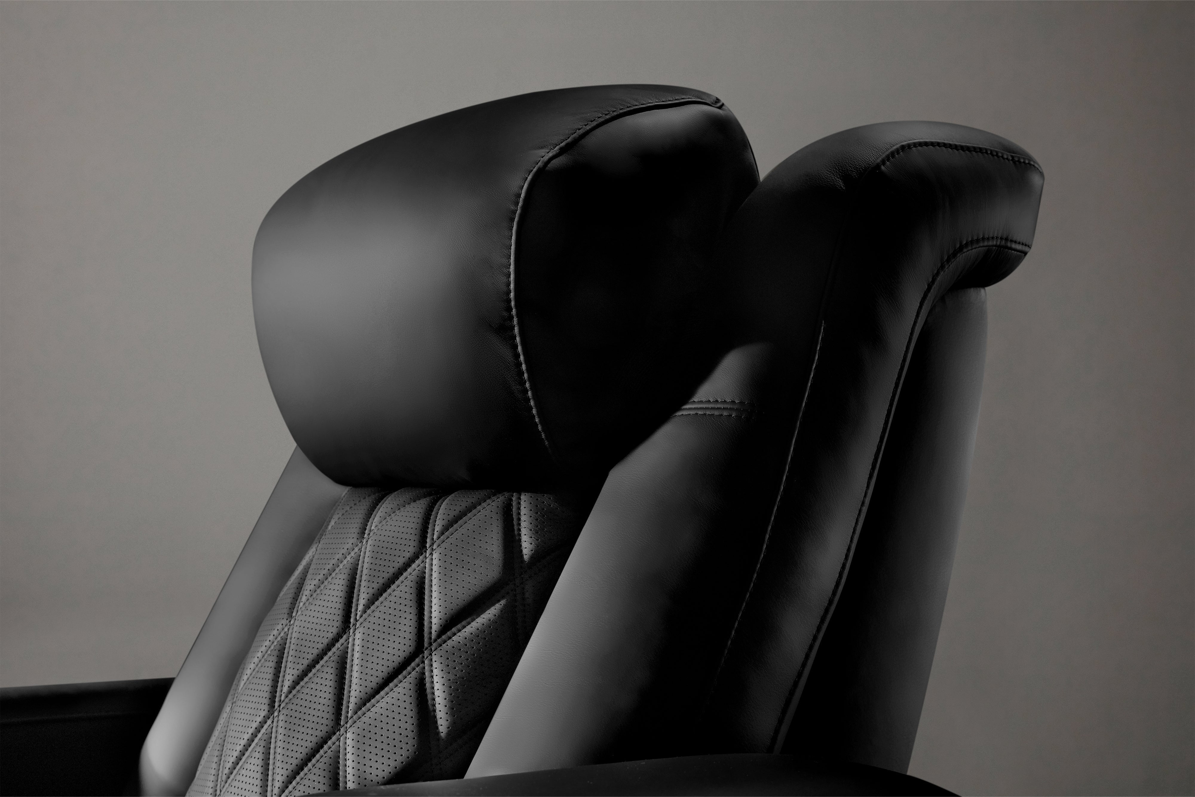 Valencia Tuscany Ultimate Heat & Ventilation Theater Seating (2025 Edition)