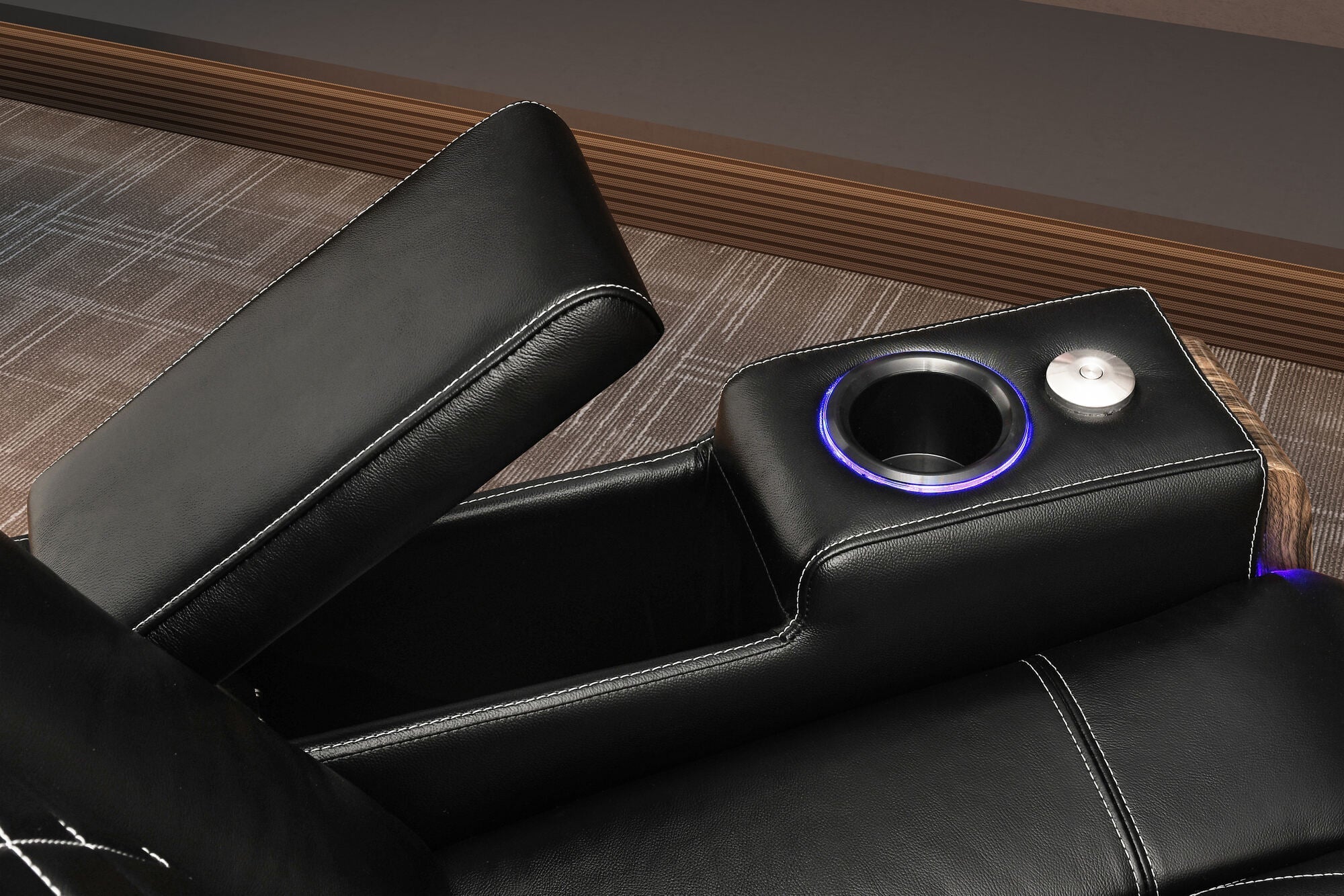 Valencia Tuscany Executive Console Theater Seating – Heat & Massage (2025 Edition)