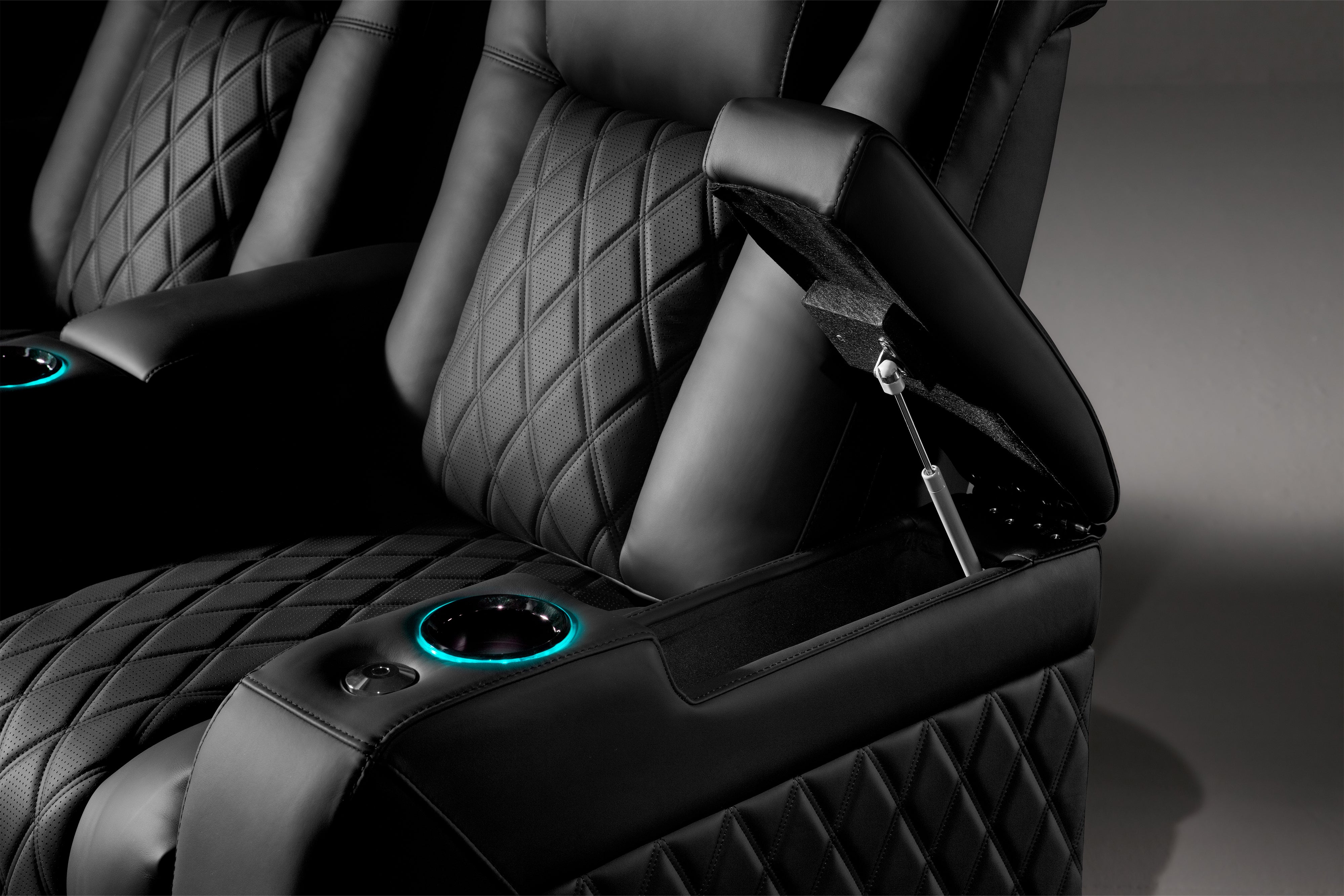 Valencia Tuscany Ultimate Heat & Ventilation Theater Seating (2025 Edition)